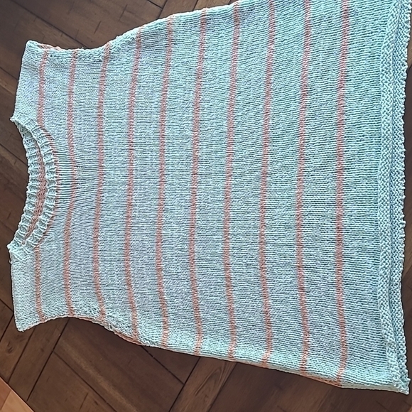 Sleeveless Mint stripe sweater M - Picture 7 of 7
